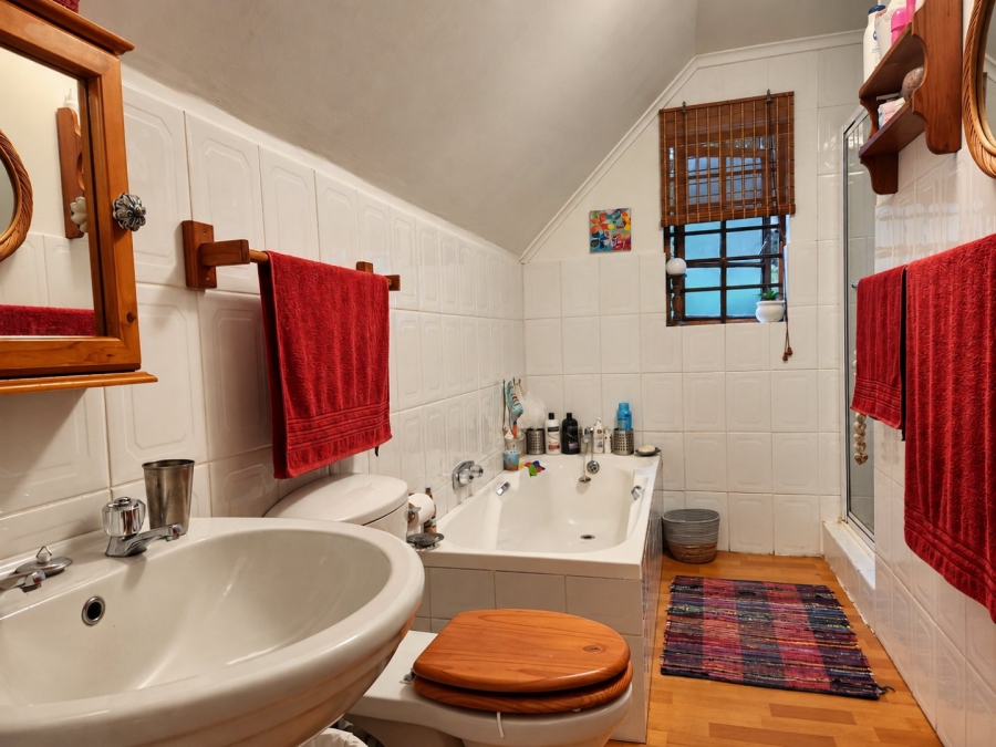 3 Bedroom Property for Sale in Denver Park Western Cape